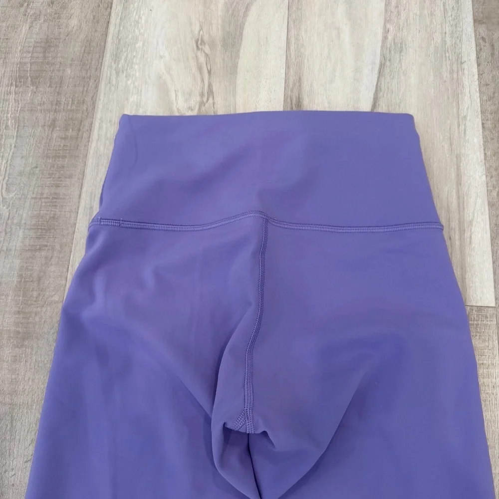 Lululemon Women's Purple High-Waisted Leggings